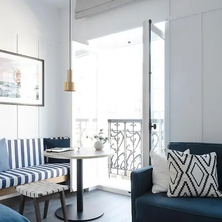 Getaway Aparthotel 4*